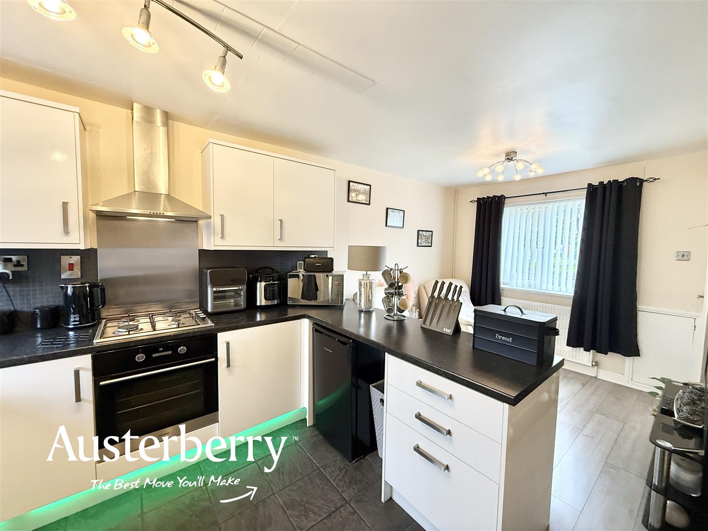 3 bed property in Austin Street, Stoke-On-Trent